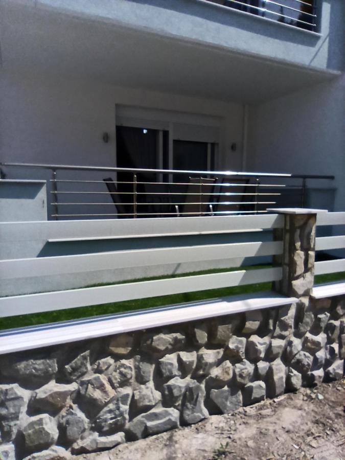 Steps To The Sea Villa Néa Péramos Екстериор снимка